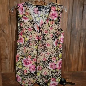 Floral tank blouse